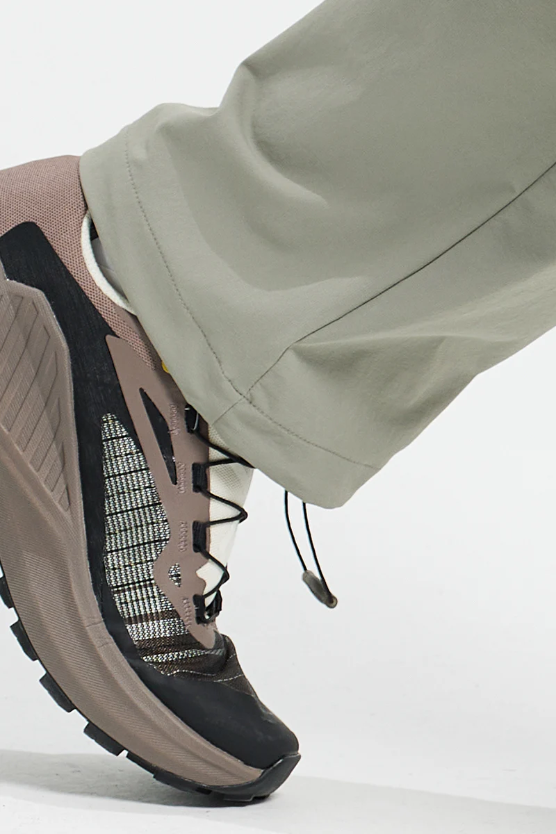 Cairn Women's Cargo Pant - Image 9