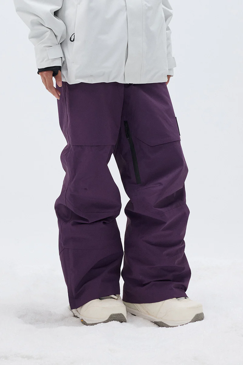 East Unisex 3L Shell Snowboard Pant - Image 6