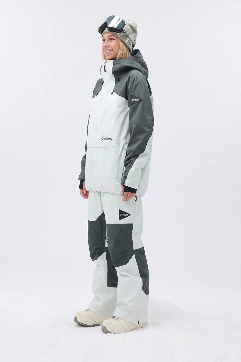 Haku Women's 3L Insulated Snowboard Jacket - Image 3