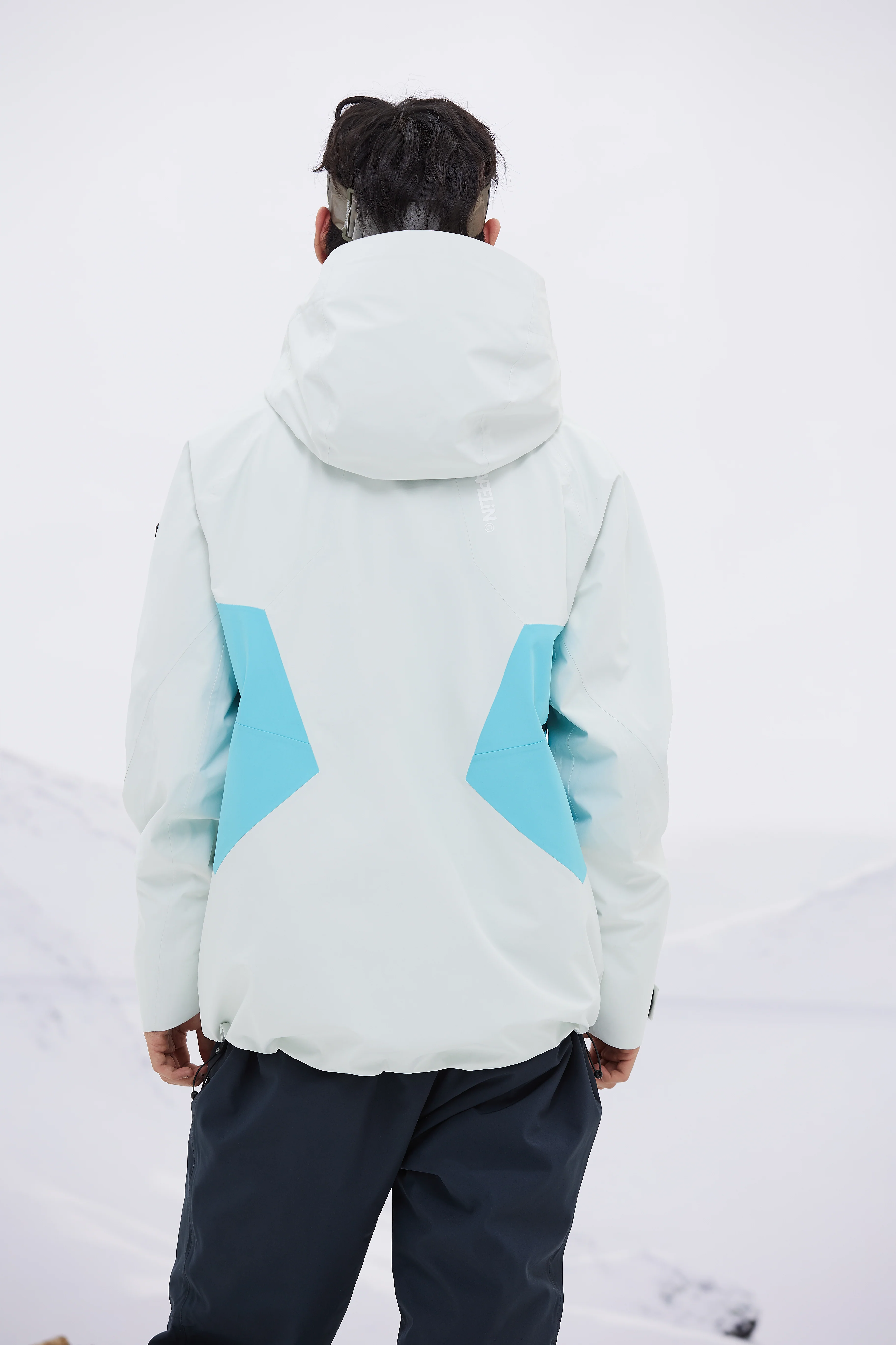 Iceland Unisex 3L Insulated Snowboard Jacket - Image 4