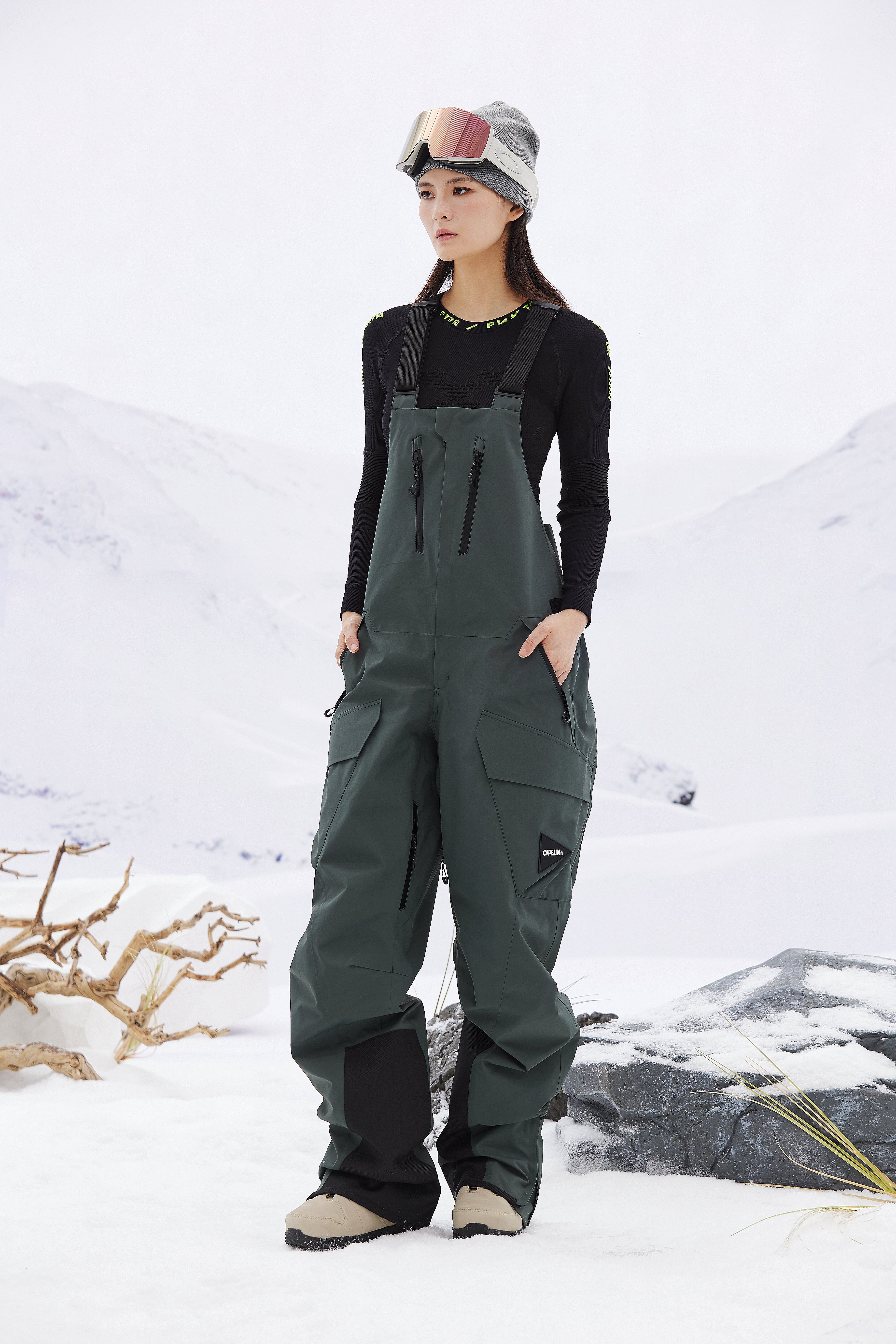 Saturn Unisex 3L Shell Snowboard Bib Pant - Image 10